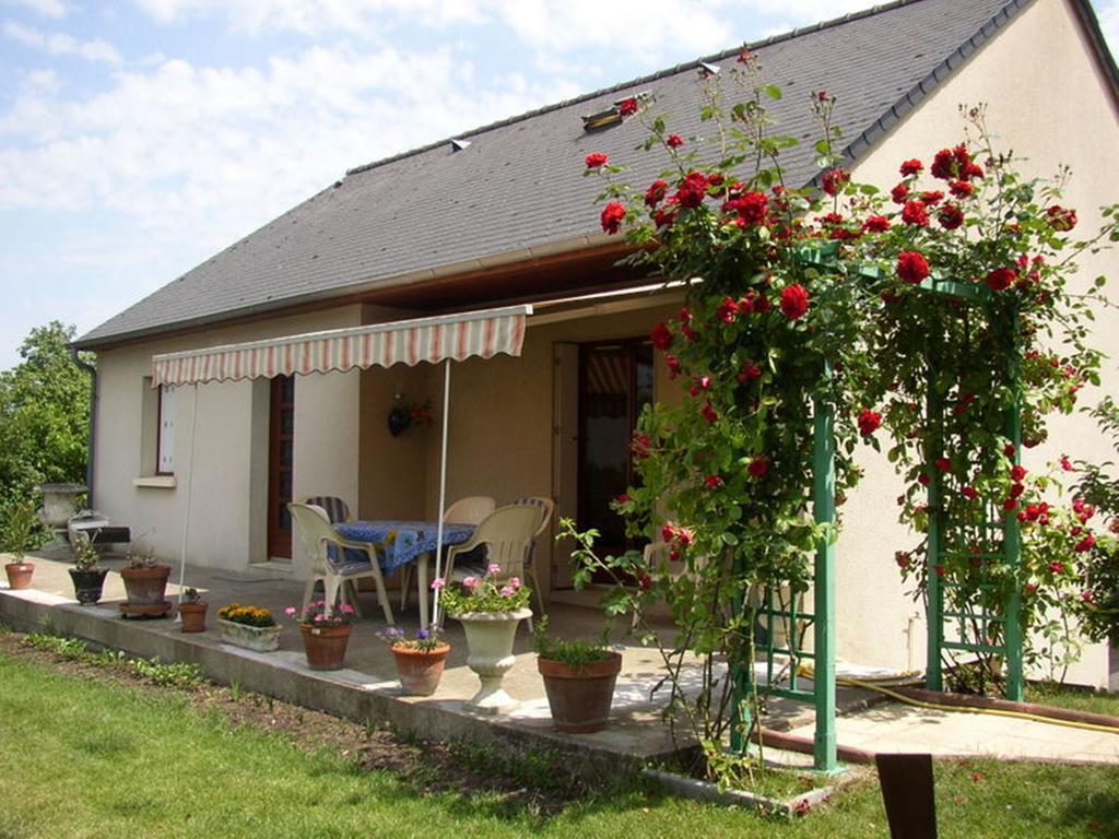 Au Repos Saint-Jean Bed & Breakfast Chinon Exterior photo
